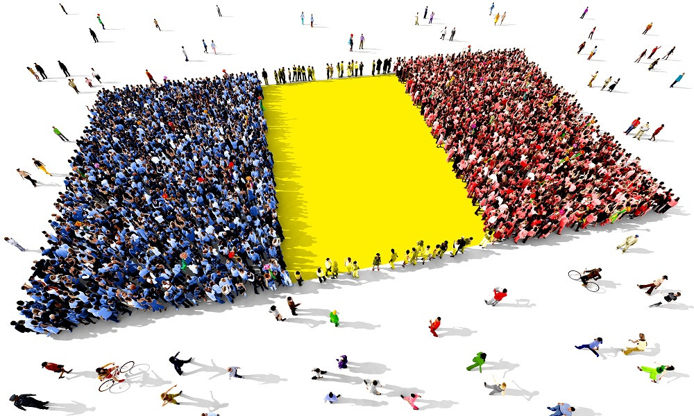 Dorul de casă nu ajunge: ce i-ar aduce pe românii din diaspora înapoi în țară. Ömer Tetik: „Dacă aleg să se întoarcă acasă, să îi susținem inclusiv prin soluții de finanțare”