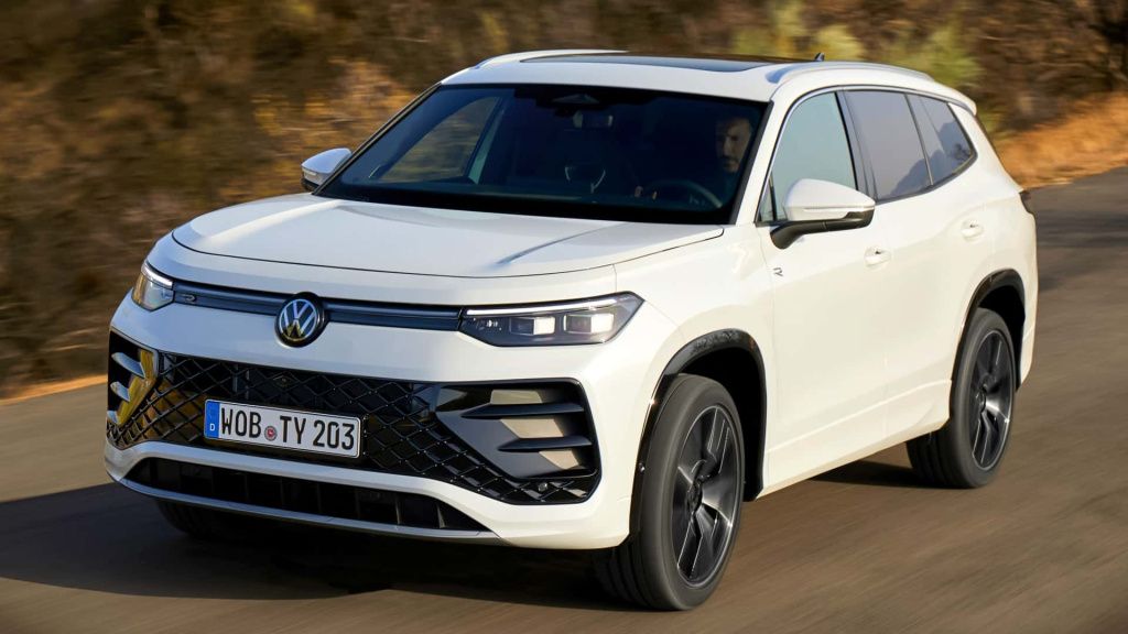 GALERIE FOTO | Volkswagen prezintă Tayron, un nou SUV de clasă medie - Imagine 1
