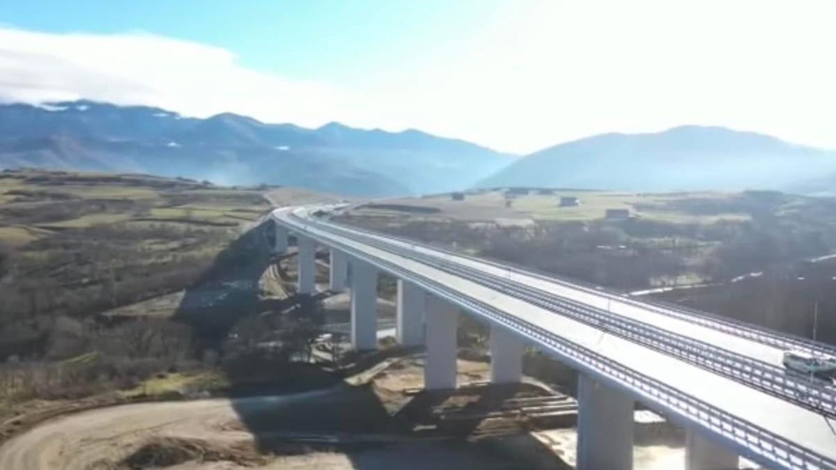 Încep licitațiile pentru ultimele trei loturi din Autostrada Unirii