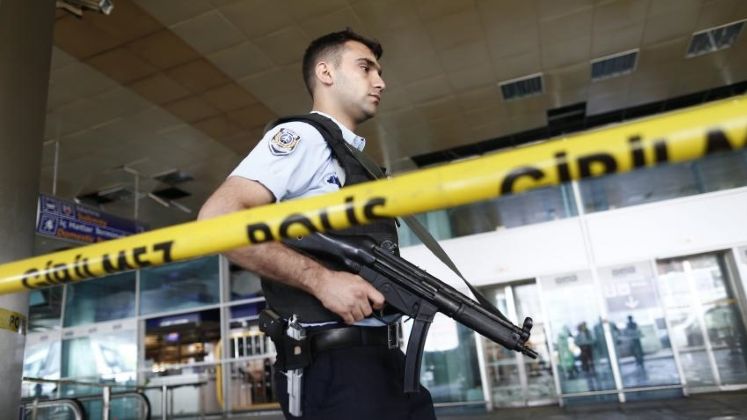 Atac armat in desfasurare in orasul texan Austin, soldat cu cel putin un mort si mai multe persoane ranite