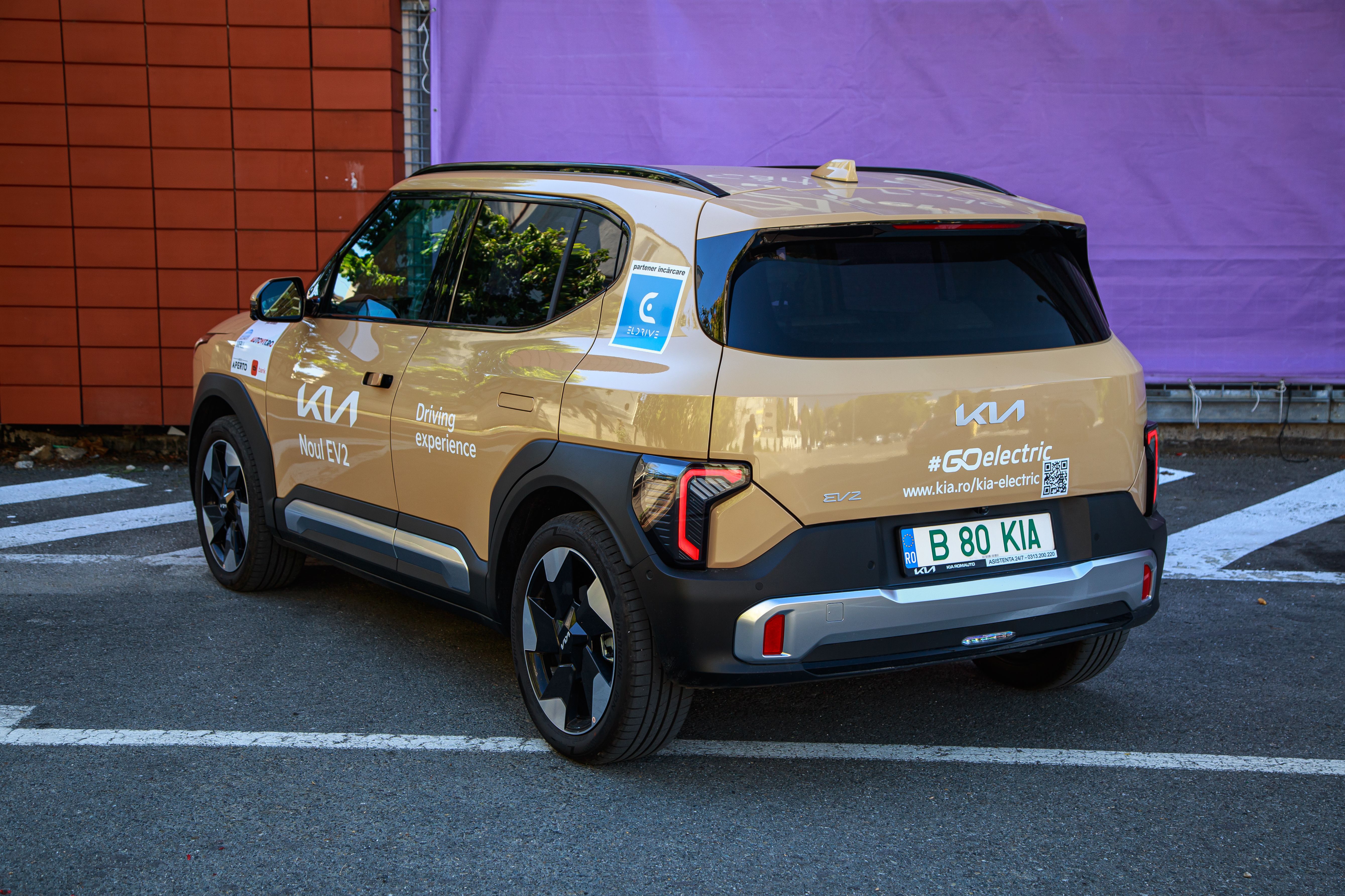 FOTO | Cum se conduc finalistele concursului Best Electric City Car 2026 - Poza 16