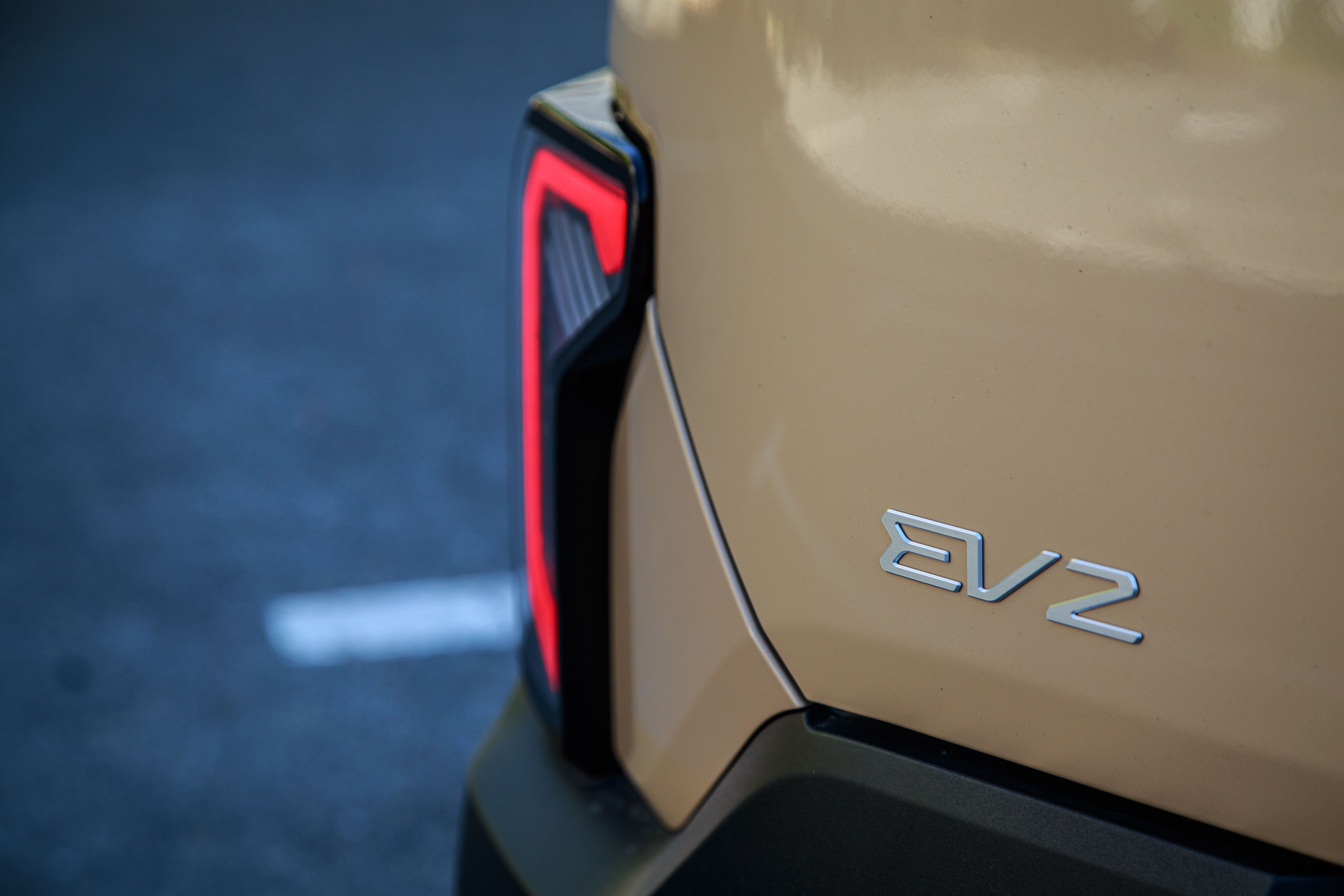FOTO | Cum se conduc finalistele concursului Best Electric City Car 2026 - Poza 17