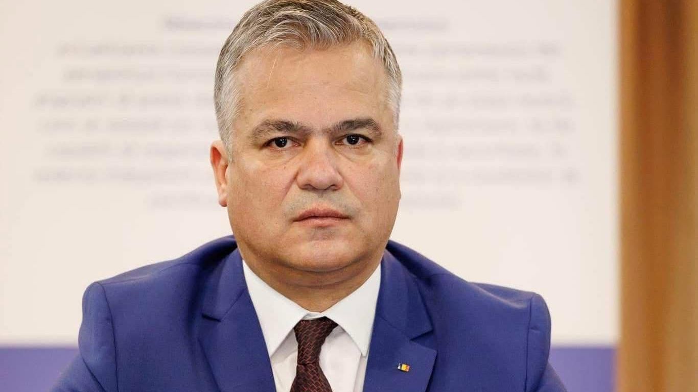 Nicușor Dan îl desemnează pe Adrian Veștea premier, după retragerea lui Eugen Tomac: „O soluție politică este cea potrivită”