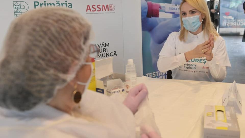 Primăria Capitalei ar putea deconta testarea a 3.000 de farmacişti, reprezentanţi media şi angajaţi din domeniul alimentaţiei publice