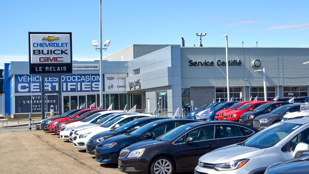 Cu cât se scumpesc mașinile noi din cauza tarifelor impuse de Trump