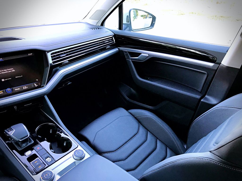 Volkswagen Touareg - Imagine 27