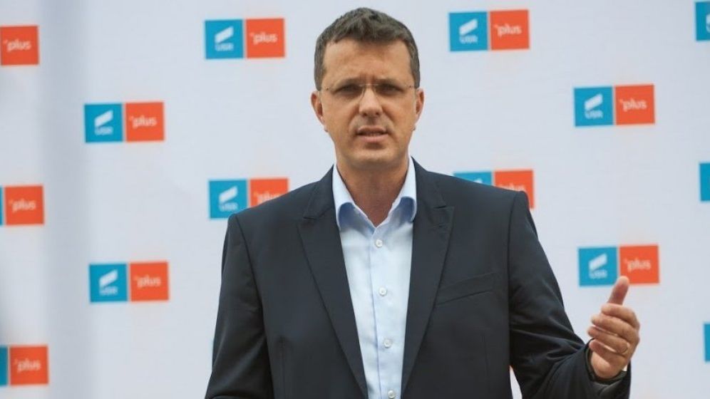 Ionuț Moșteanu: Ionel Arsene trebuie demis. Autosuspendarea e prea puțin