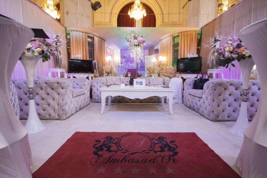 Hotelul Ambasador din Capitală are un nou proprietar! Hotelul va fi renovat și deschis sub un alt - Imagine 17