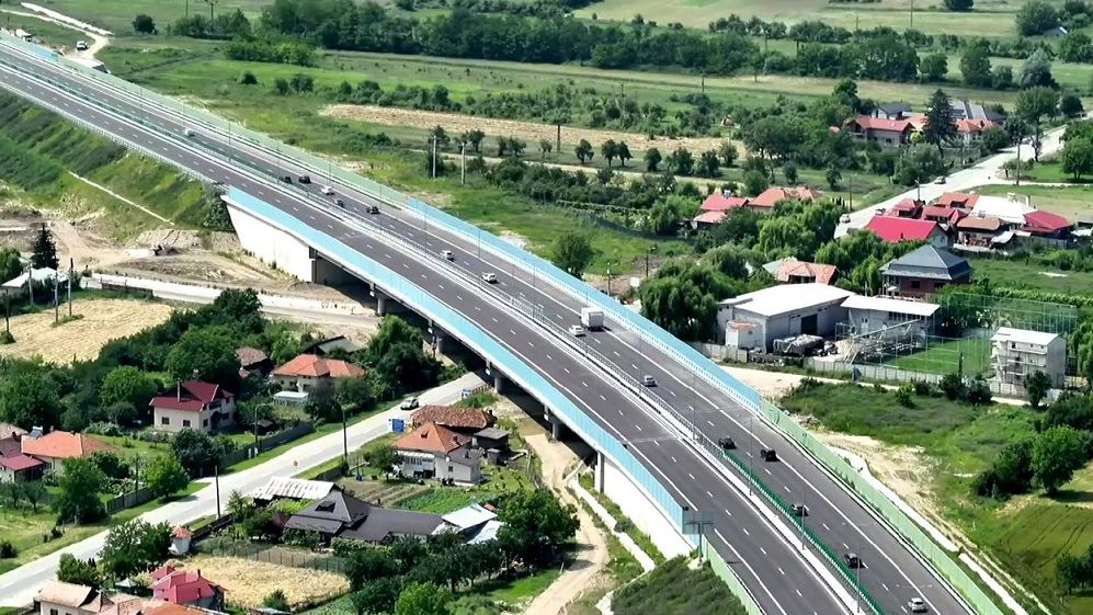 VIDEO | Oficial: S-a deschis lotul 5 al Autostrăzii Sibiu-Piteşti. Cum arată drumul ce leagă București de Curtea de Argeș