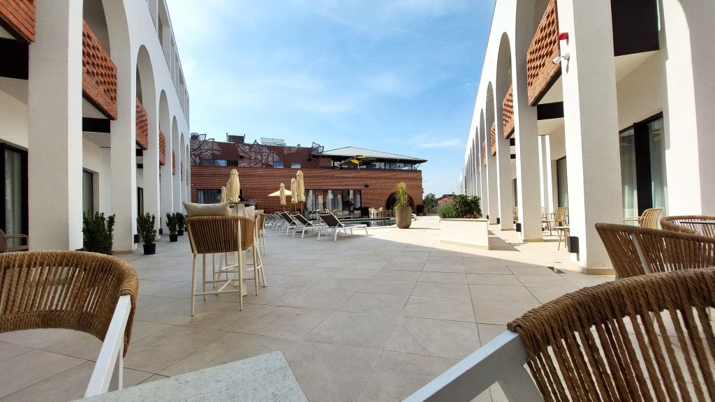 Cum arată cel mai nou hotel din România, construit pe proprietatea unui fost mare boier - Imagine 55