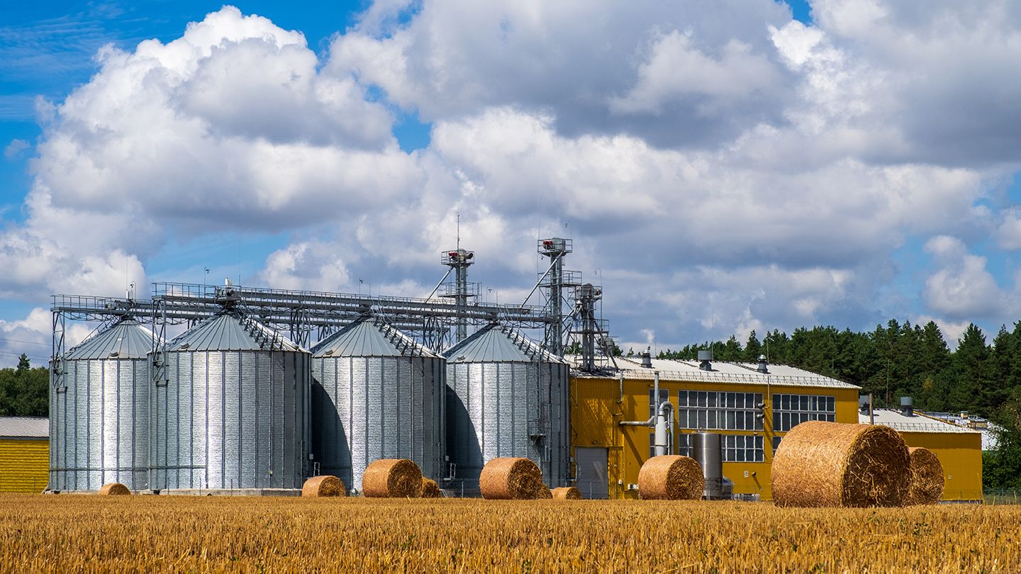 Agricover lansează platforma de agricultură digitală Crop360