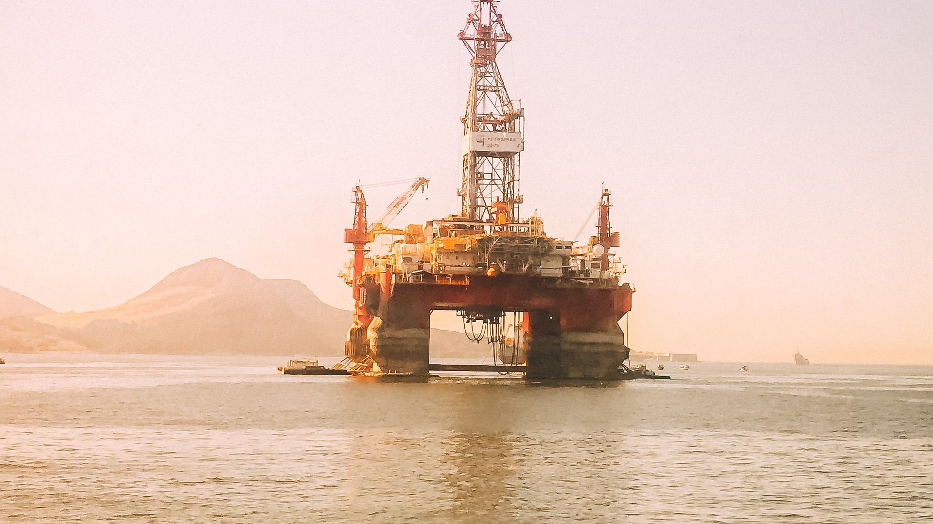 Fiul omului de încredere al lui Putin, Patrușev, ar putea fi pus șef peste platformele offshore. Care e pericolul pentru România