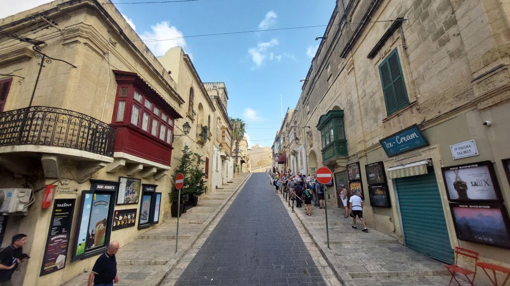Malta, țara care poate transforma orice piatră într-un obiectiv turistic - Imagine 67