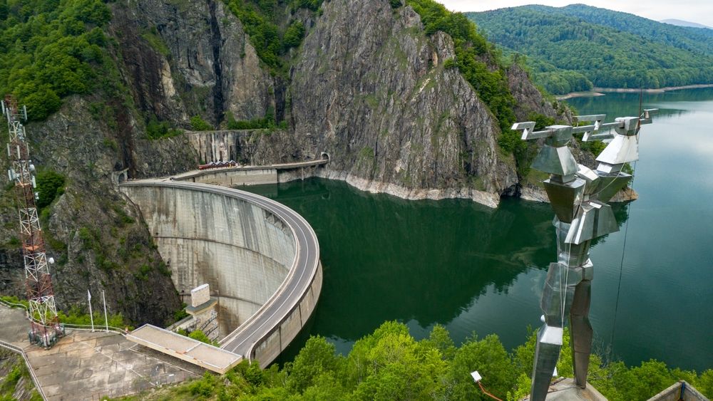 Începe IPO-ul Electromontaj, compania care a realizat retehnologizarea barajului Vidraru