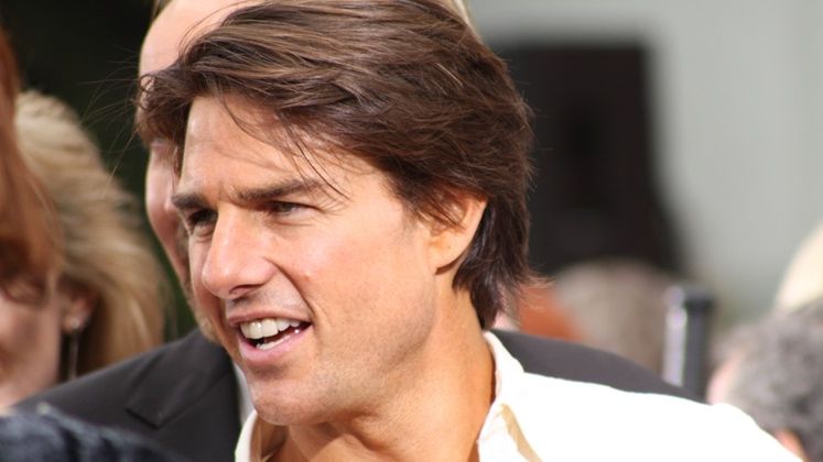 Disputele salariale dintre Tom Cruise si studioul Paramount stopeaza realizarea filmului "Mission: Impossible 6"