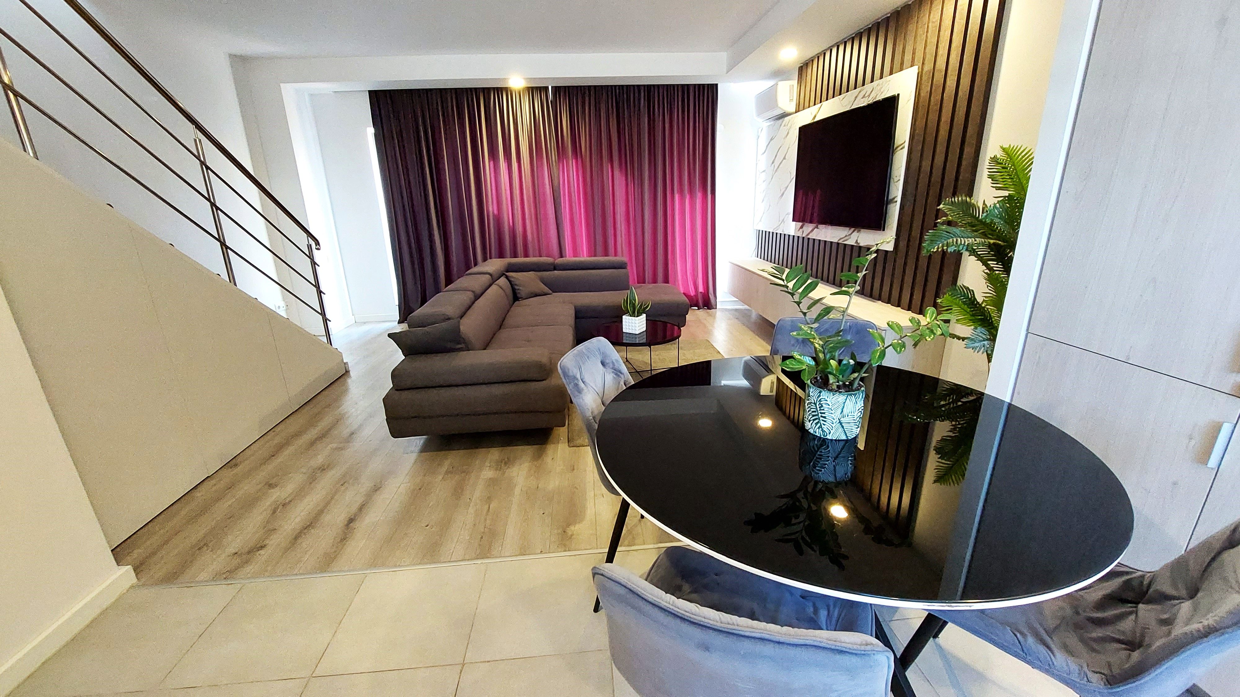 GALERIE FOTO | Cum arată o vilă într-un proiect imobiliar de 430 milioane euro de la marginea Bucureștiului