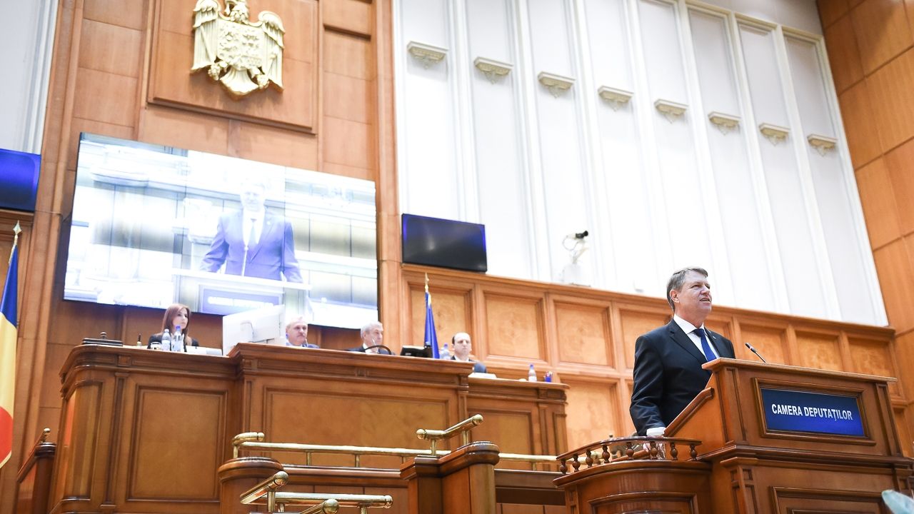 Iohannis, Tudose si Dragnea: ce mesaje de Anul Nou au transmis romanilor cei mai importanti 3 politicieni ai tarii