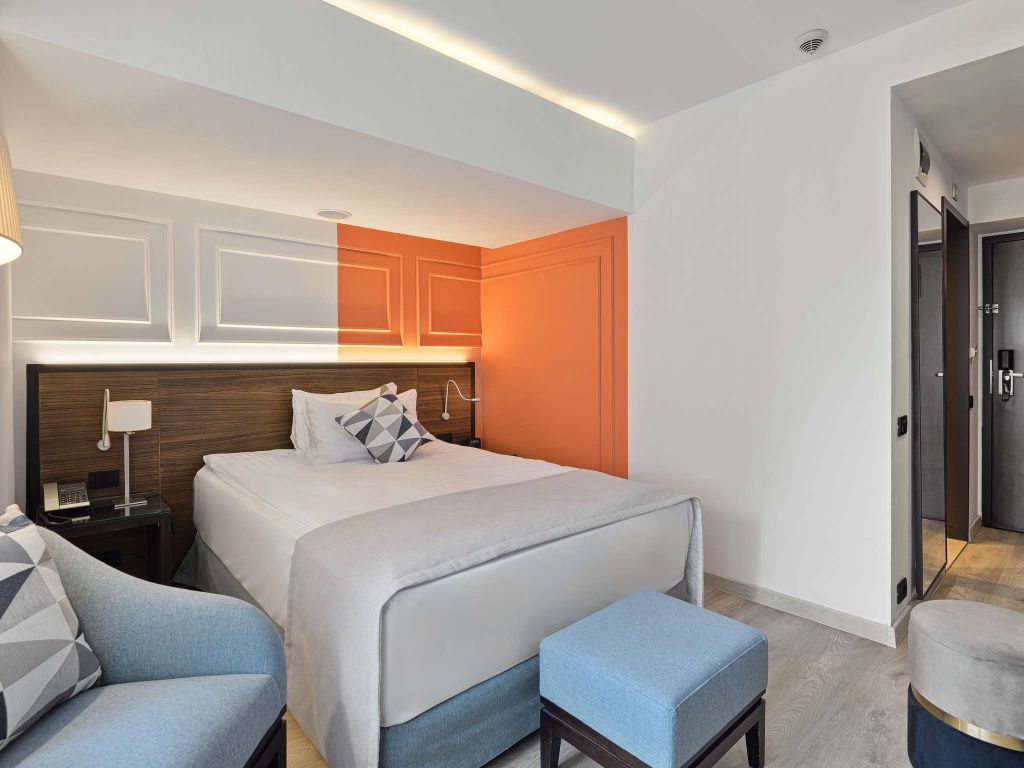 FOTO | Un nou lanț de hoteluri intră pe piața din România. A deschis primul hotel în centrul Bu - Imagine 21