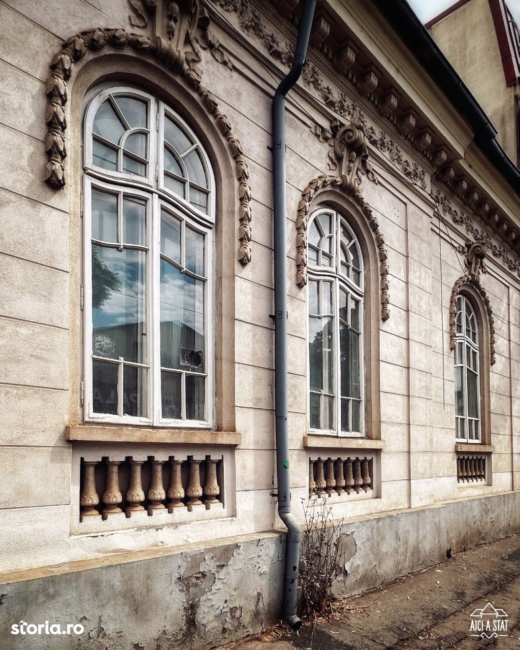 GALERIE FOTO | O nouă vilă istorică din Capitală a fost scoasă la vânzare, pentru 900.000 de e - Imagine 6