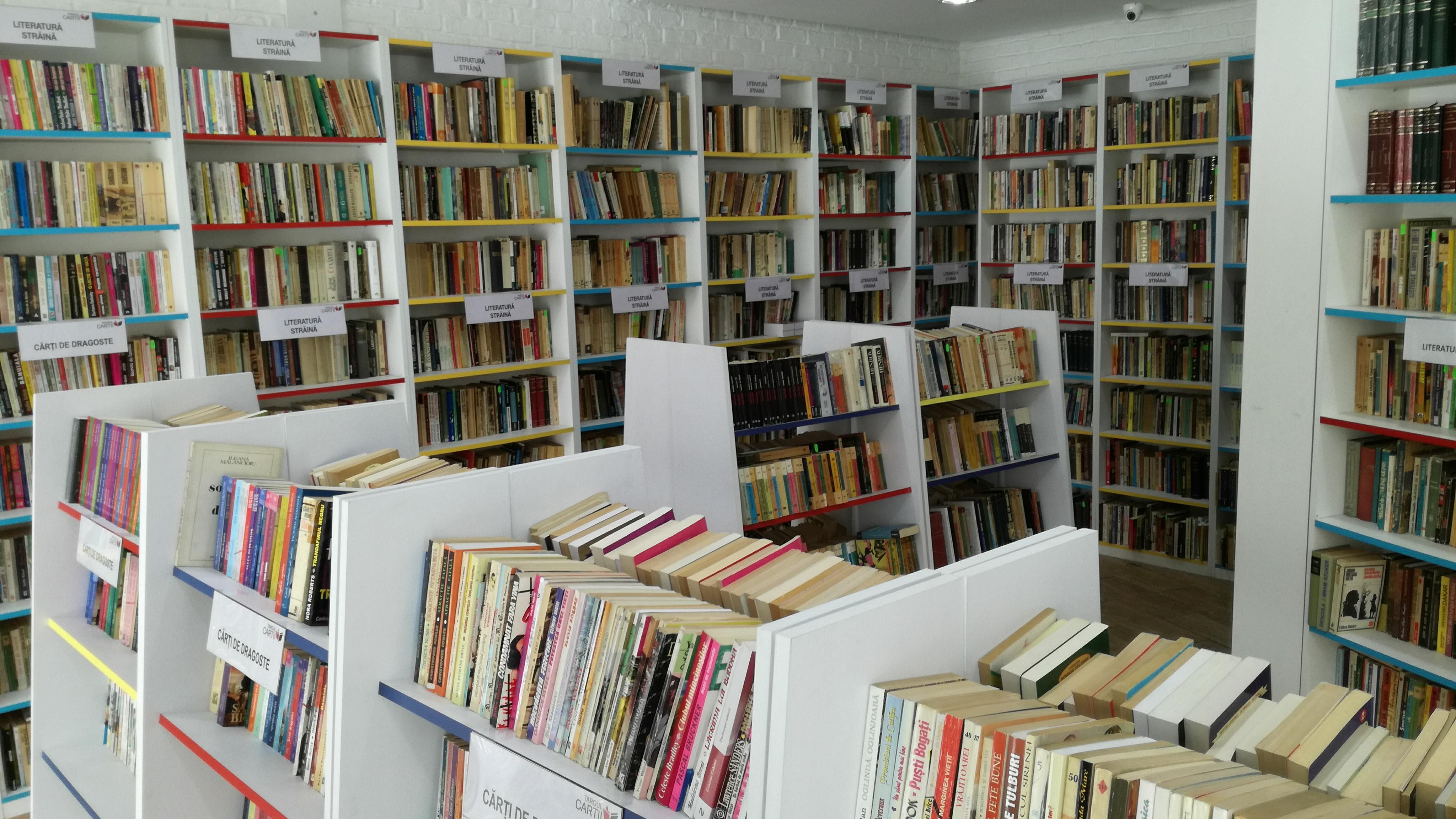 Targul Cartii: anticariatul care a inceput in subsol si a ajuns o afacere de un milion de euro