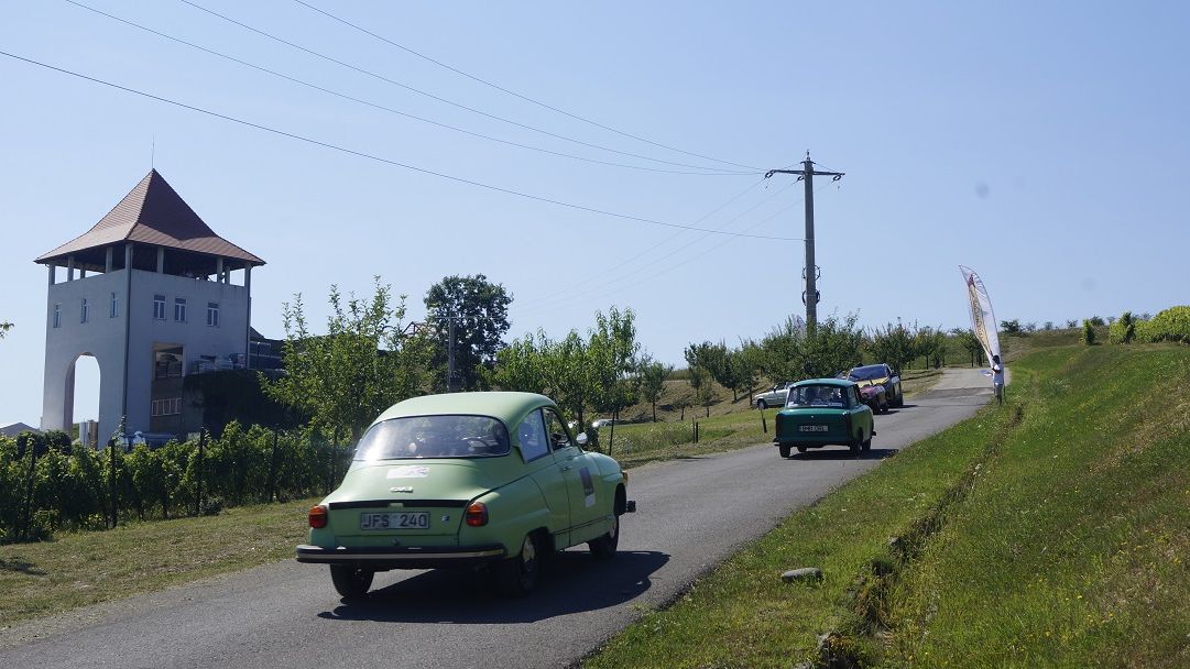 În vizită la crama transilvăneană Villa Vinea: pe ce vinuri pariază noi investiții de peste un milion de euro