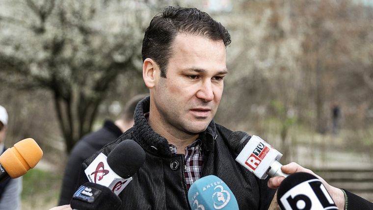 Robert Negoita arunca 6,5 mil. de lei pentru o noua campanie de publicitate