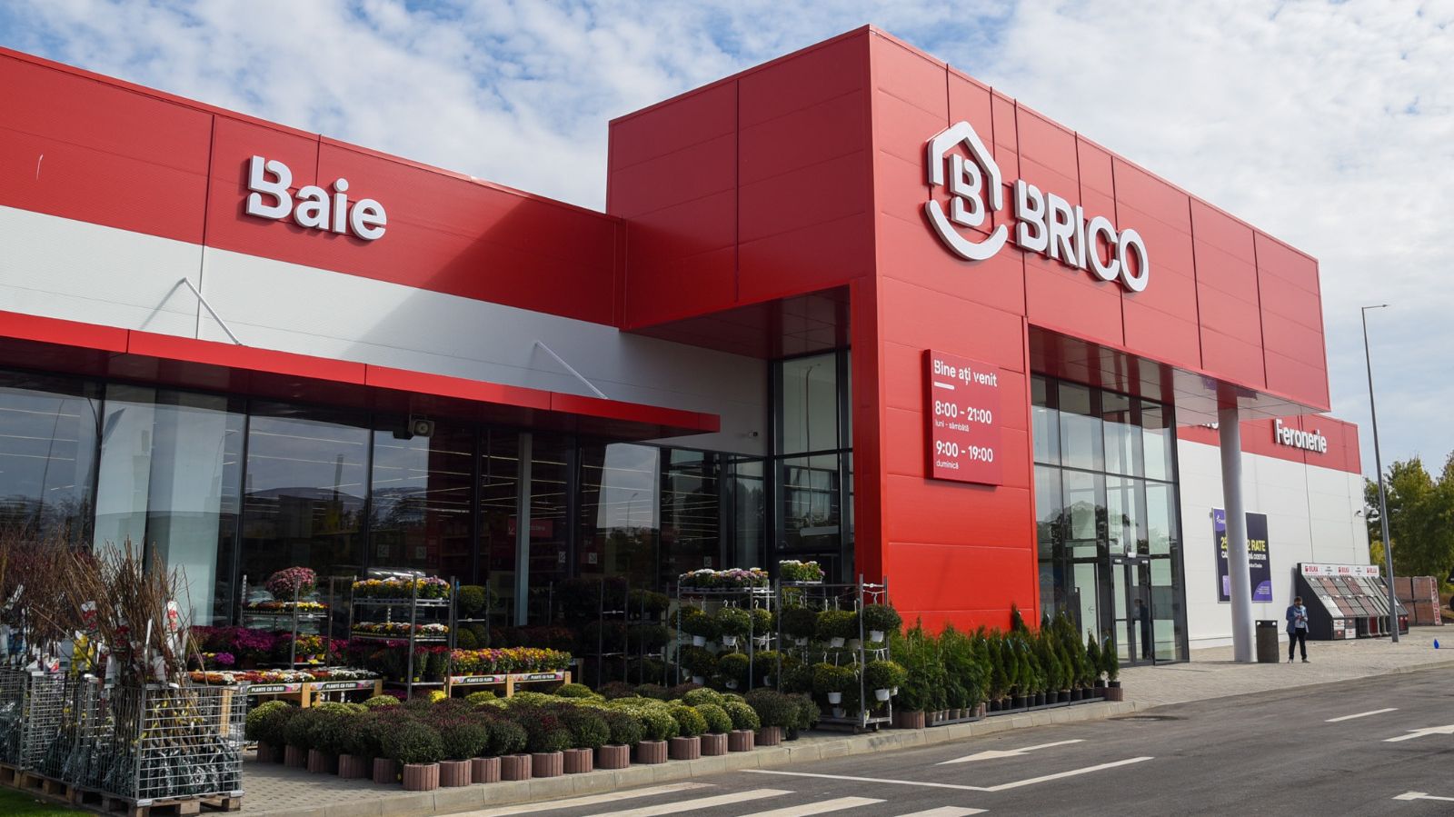 Primul BRICO construit de la zero se deschide la Vaslui. Altex transformă proiectul într-o dublă inaugurare