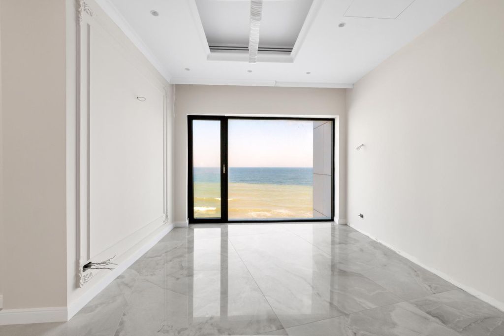 Cum arăta un penthouse de peste 1 milion de euro amplasat pe malul mării la Olimp - Imagine 18