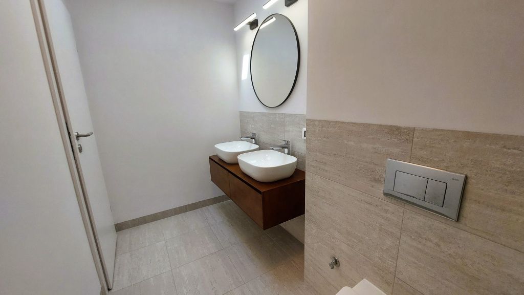 GALERIE FOTO | Cum arată un penthouse de 325.000 de euro dintr-un complex exclusivist din nordul Ca - Imagine 32