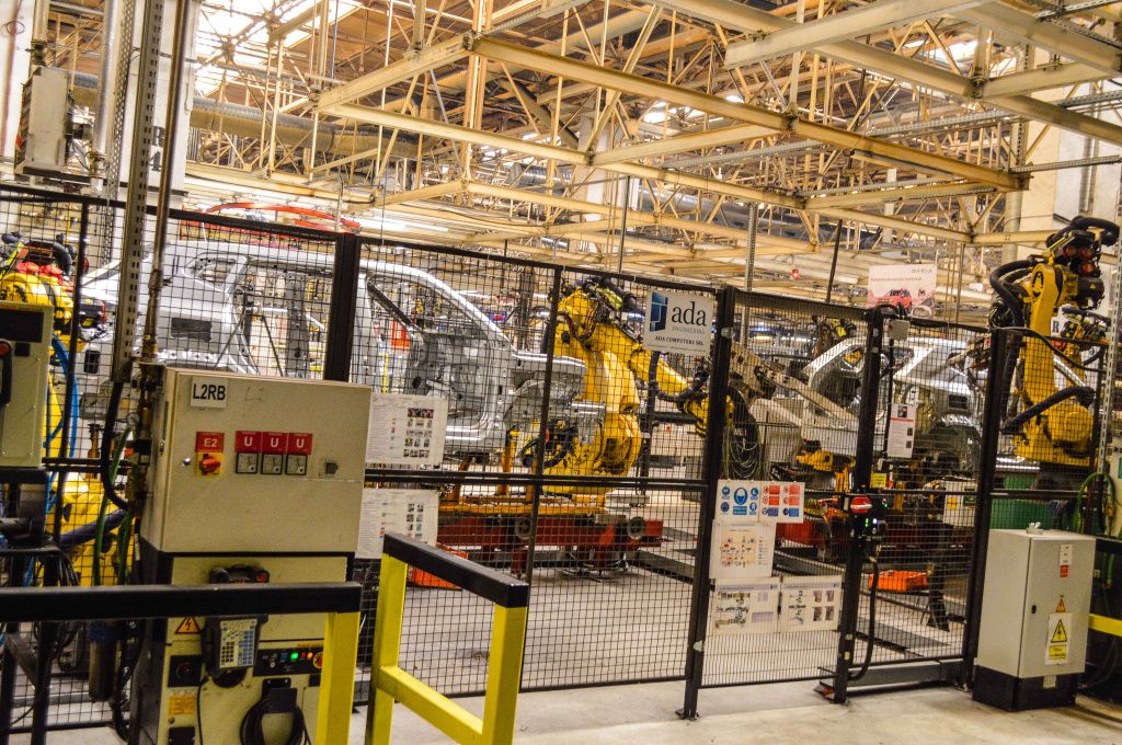 [FOTO] Cum arată fabrica Dacia Mioveni, "žcasa" lui Bigster în care s-au investit 340 mil. euro - Imagine 24