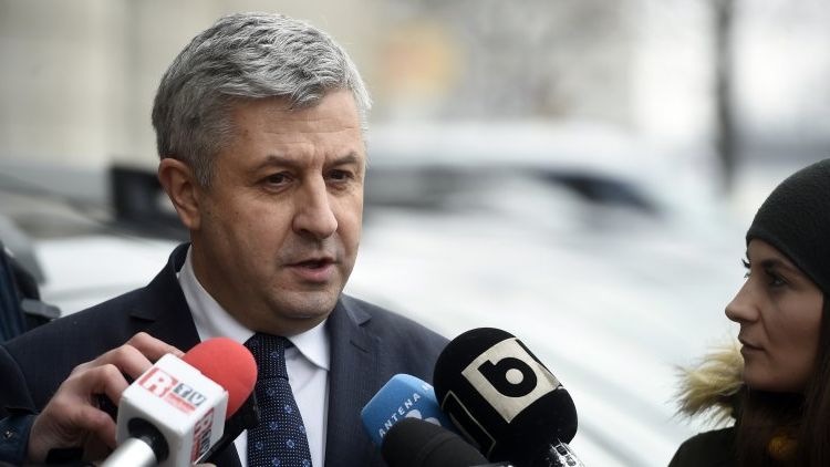 Iordache: Putem da o lege a gratierii care sa nu vizeze faptele grave; 2.300 - 2.500 de persoane pot beneficia de gratiere