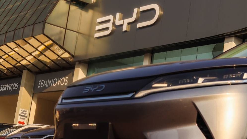 Revoluție pentru mașinile electrice: Chinezii pregătesc stațiile de alimentare care încarcă o baterie în 5 minute