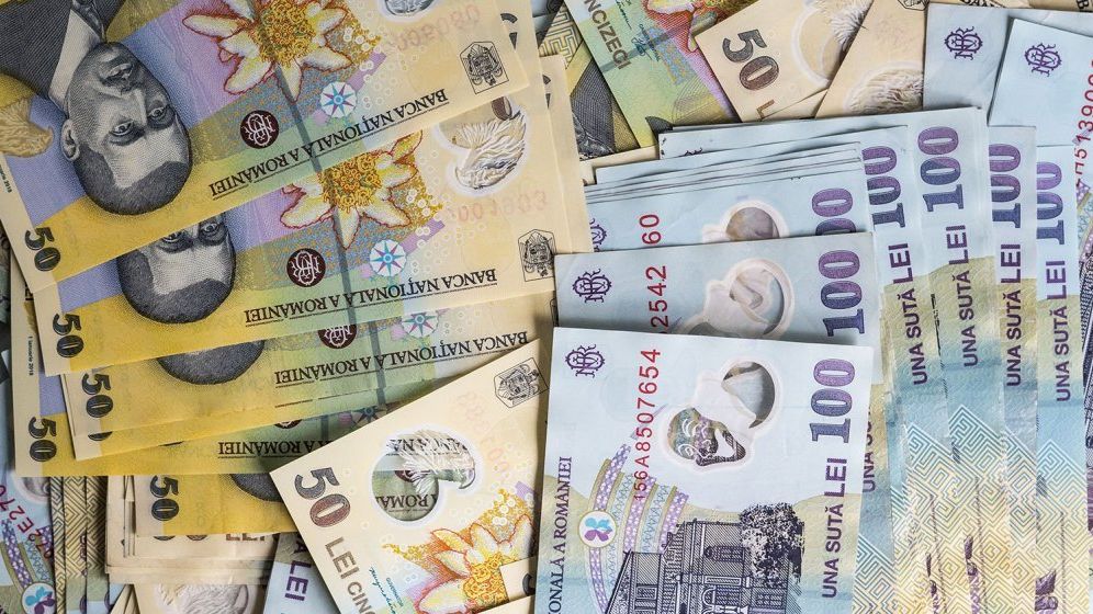 Statul a atras peste 200 de milioane de lei de la bănci, printr-o emisiune de obligațiuni. În aprilie, Finanțele au planificat împrumuturi de peste 3 miliarde