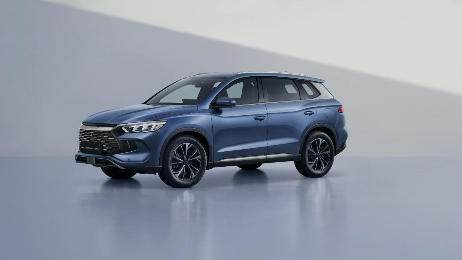 BYD SEALION 5 DM-i, SUV-ul care schimbă regulile jocului