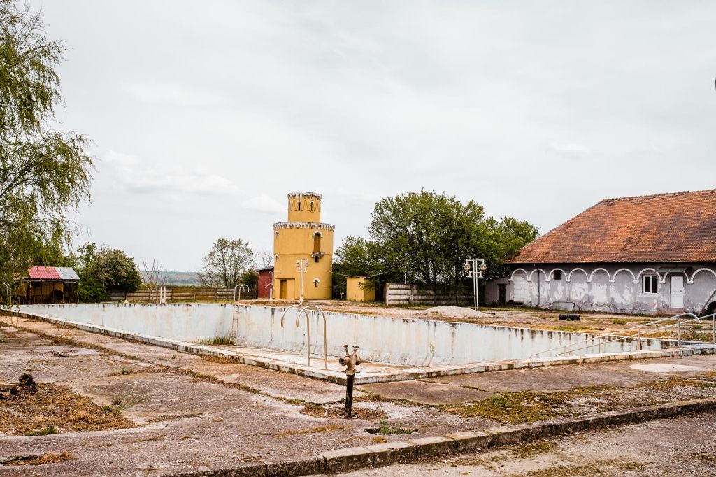 GALERIE FOTO | Unul dintre cele mai frumoase conace din România, scos la vânzare pentru 2 milioane - Imagine 10
