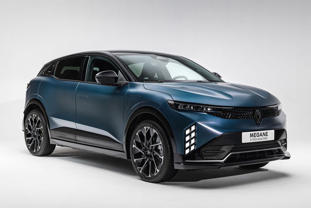 FOTO | Renault prezintă versiunea facelift a lui Megane E-Tech. Care sunt noutățile - Poza 1