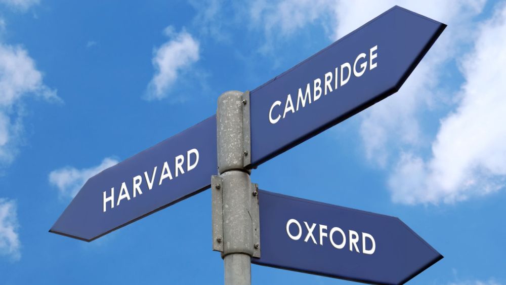 Interviu cu fondatorul programului de mentorat care ne trimite românii la Harvard, Cambridge sau Oxford