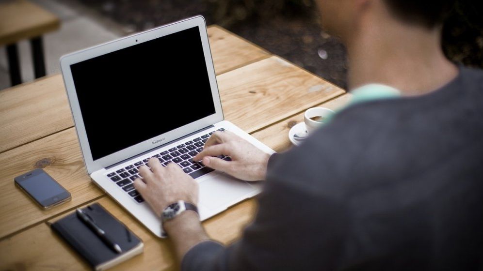 eJobs: Sunt peste 1.000 de joburi la distanta, in crestere fata de 2017