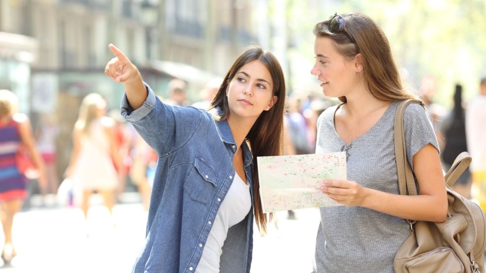 „Do you speak english?” Topul țărilor din Europa în care te descurci cu engleza, dacă ești turist. Pe ce loc e România