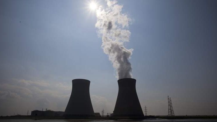 Firmele interesate de privatizarea Oltchim nu vor fi obligate sa pastreze angajatii