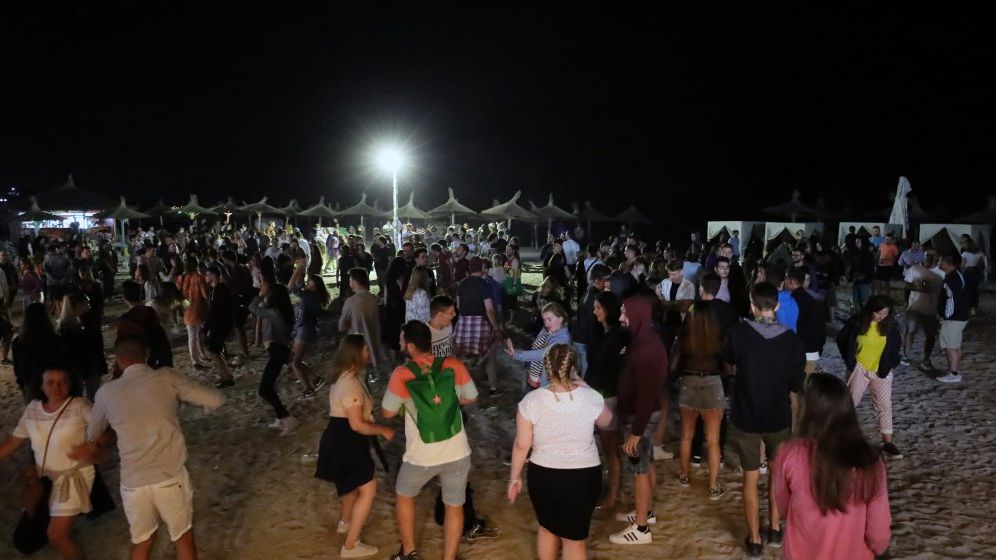 Andrei Șașu, antreprenor: În câteva locuri din Vama Veche muzica a fost dată tare și petrecerea, în toi. Dacă ne vor închide, au dreptate și eu aș face la fel