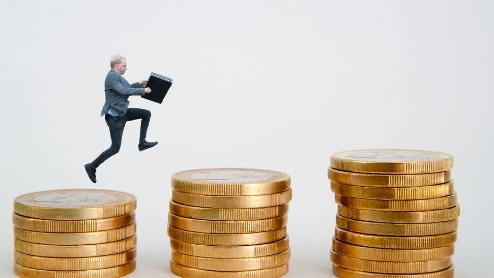 Directiva Salarială și provocările implementării în Uniunea Europeană. Specialist: "Este posibil să avem 27 de ritmuri diferite"<br>