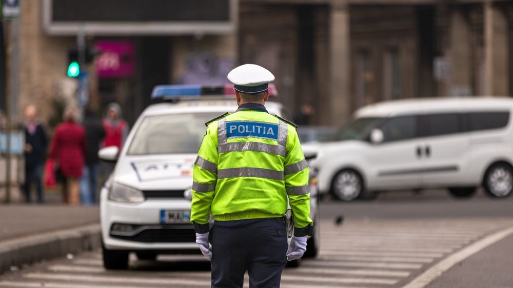 Pedala de accelerație i-a costat scump pe sute de șoferi din București. Ce sancțiuni a dat Poliția