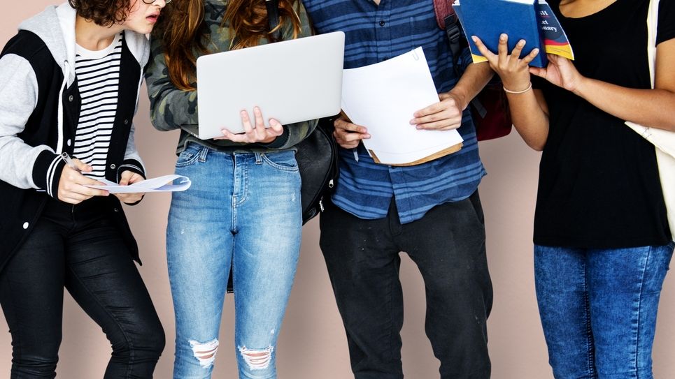 Educatia non-formala: toate acele lucruri pe care nu le inveti la scoala