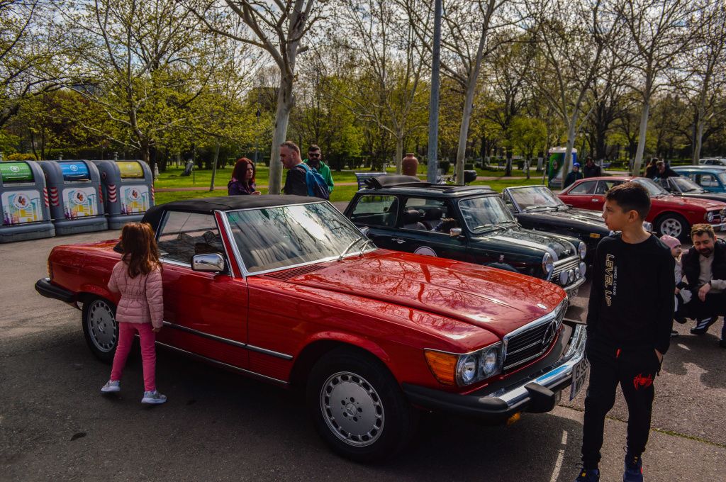FOTO | Retroparada Primăverii: Ce am văzut la cea mai mare expoziție de mașini retro din țară - Imagine 51