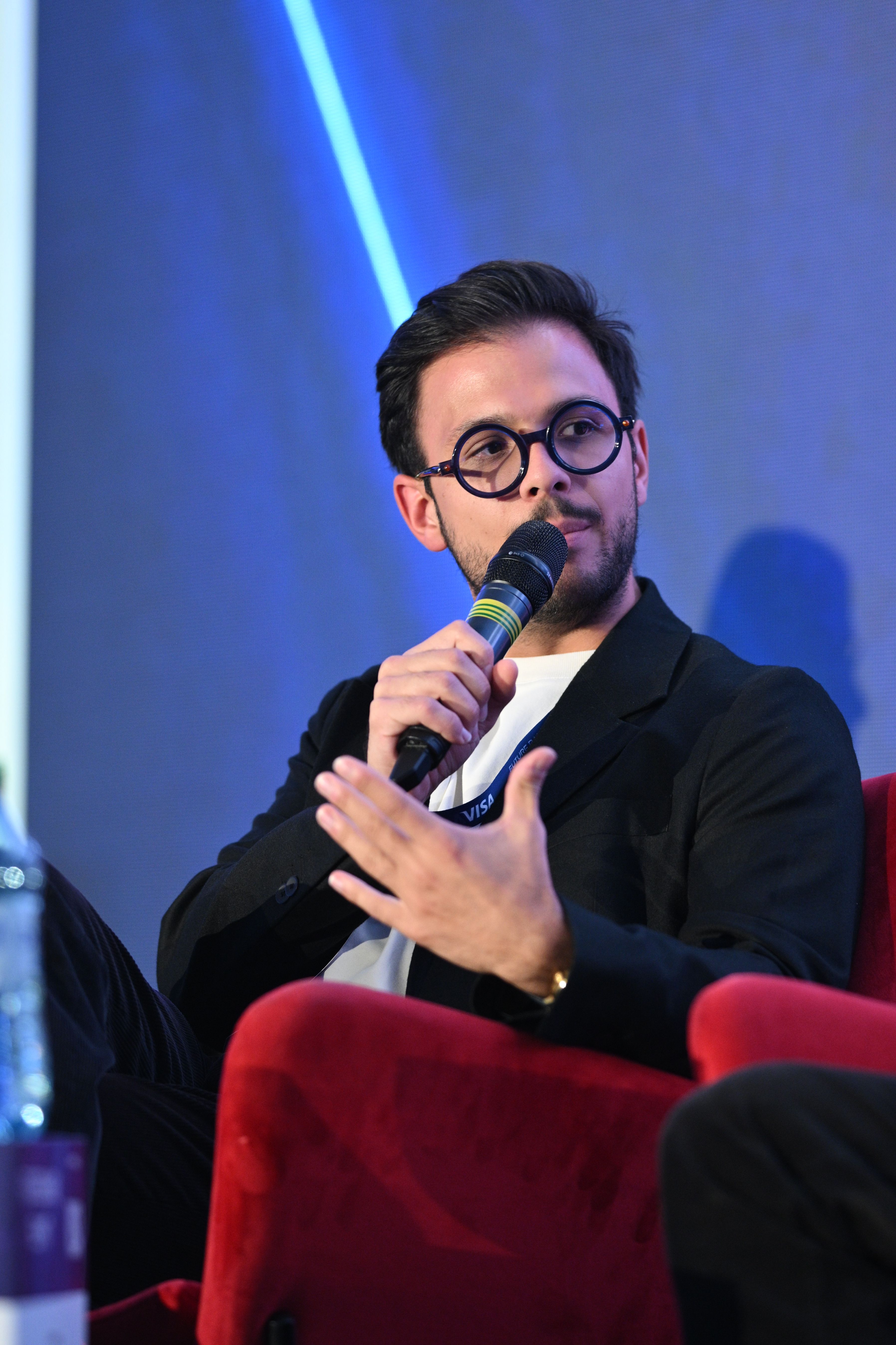 AI va face oamenii mai valoroși sau mai ușor de înlocuit? Andrei Negulescu, Strategy Director Matricia Solutions: Îi va răsplăti pe cei care au investit în ei - Poza 2