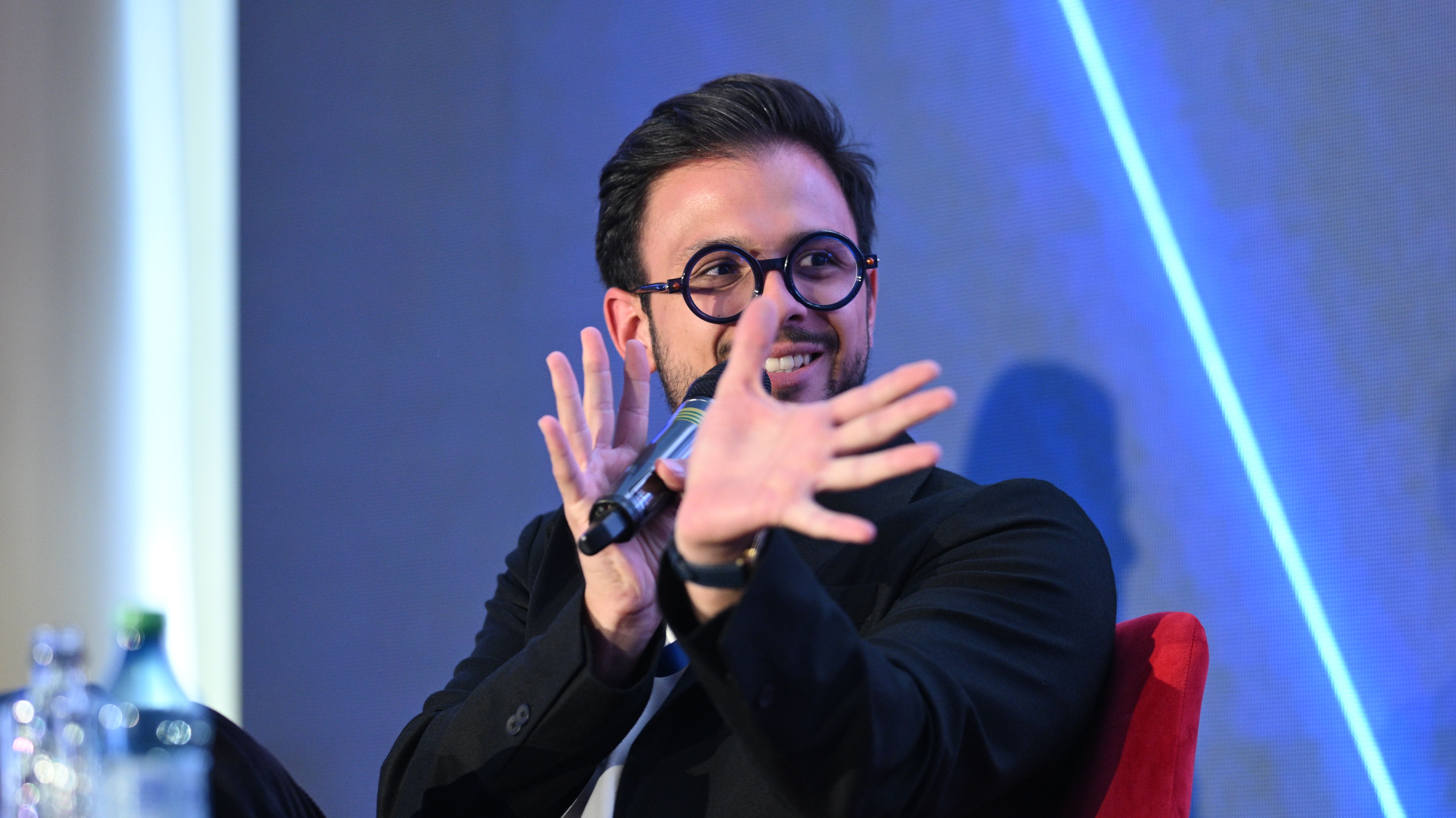 AI va face oamenii mai valoroși sau mai ușor de înlocuit? Andrei Negulescu, Strategy Director Matricia Solutions: Îi va răsplăti pe cei care au investit în ei