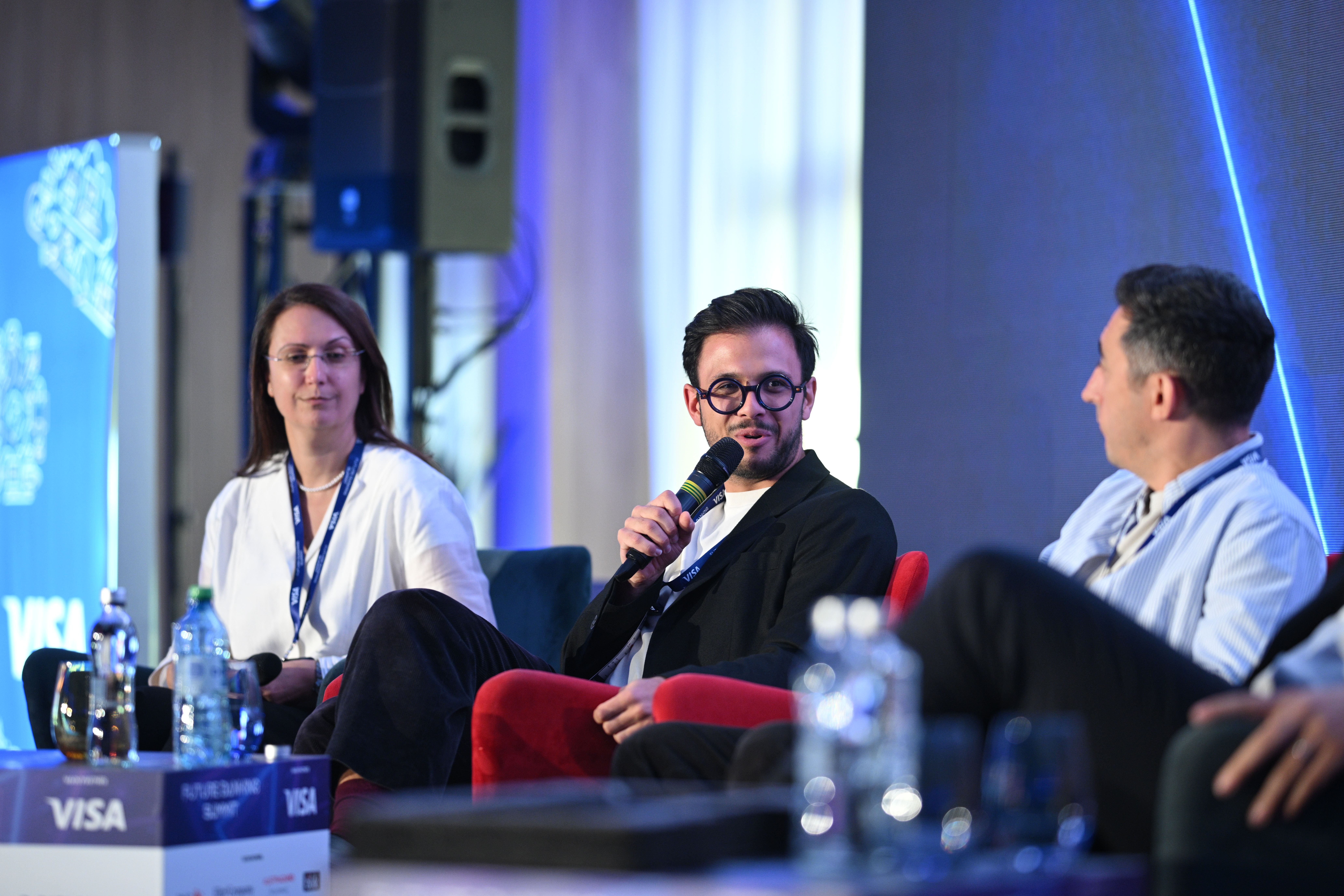 AI va face oamenii mai valoroși sau mai ușor de înlocuit? Andrei Negulescu, Strategy Director Matricia Solutions: Îi va răsplăti pe cei care au investit în ei - Poza 8