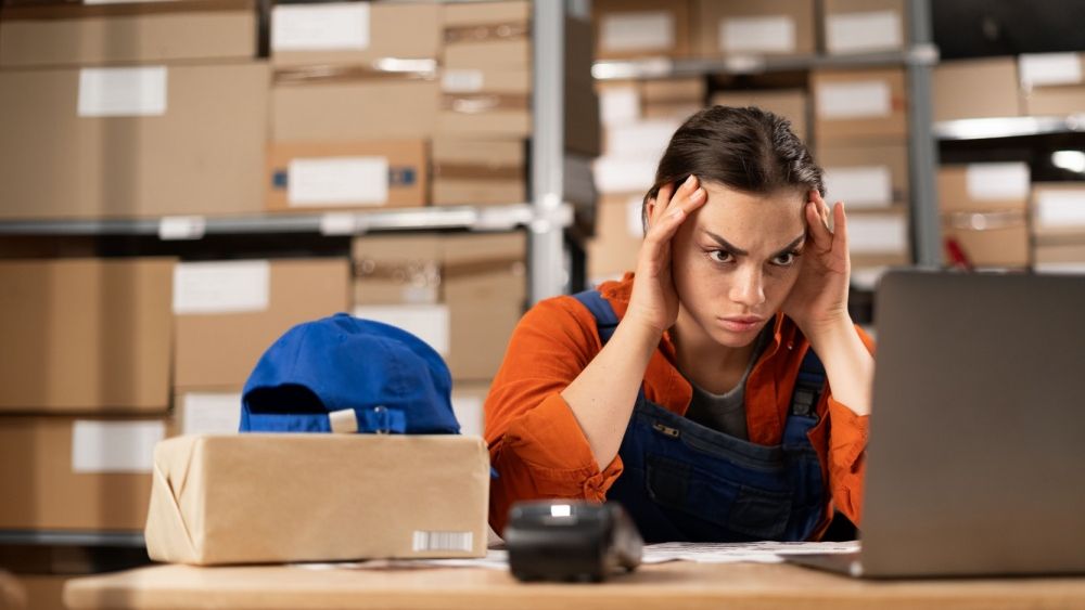 Nemulțumiri pe toate planurile: Salariul, relația cu șeful și lipsa aprecierii la job, principalele motive de frustrare pentru angajați