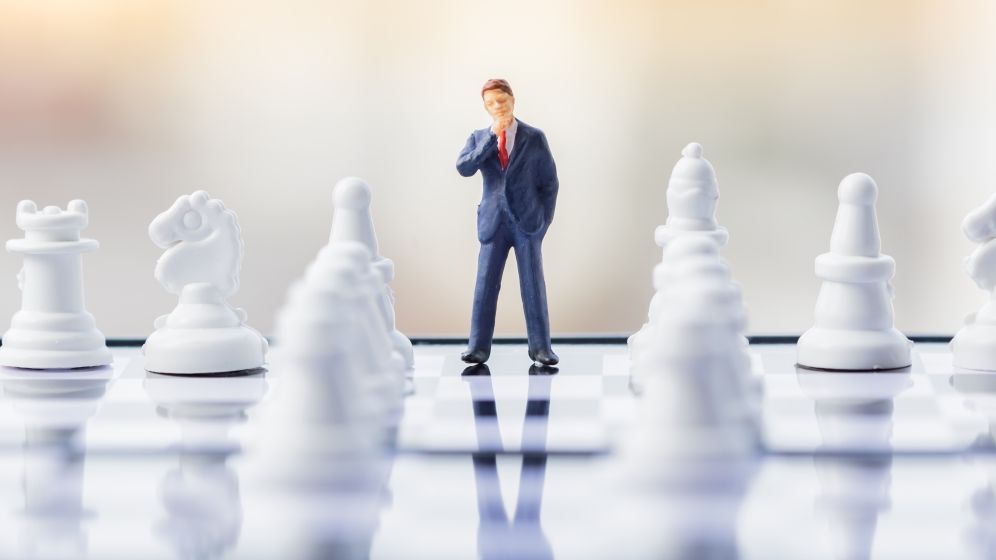 Ai, n-ai mingea, tragi la poartă!